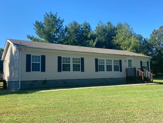 Building Photo - 393 Loggins Rd Rental