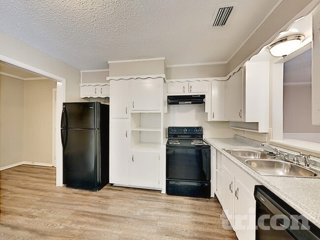 Photo - 429 W Ferndale Ln