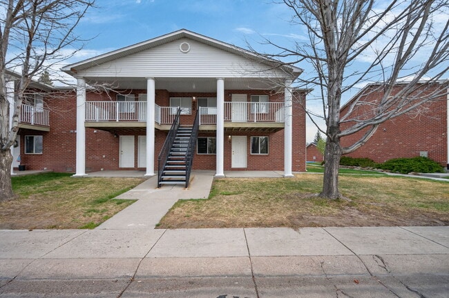 Photo - 4502 E 12th St Unit 2