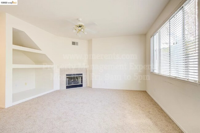 Photo - 5442 Rockwood Cir