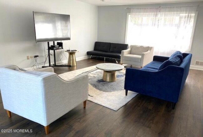 Photo - 55 Heath Ave