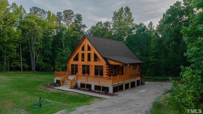 Photo - Beautiful New Log Cabin for Rent at Gated ...
