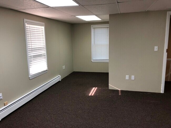 Photo - 276 N Harvard St