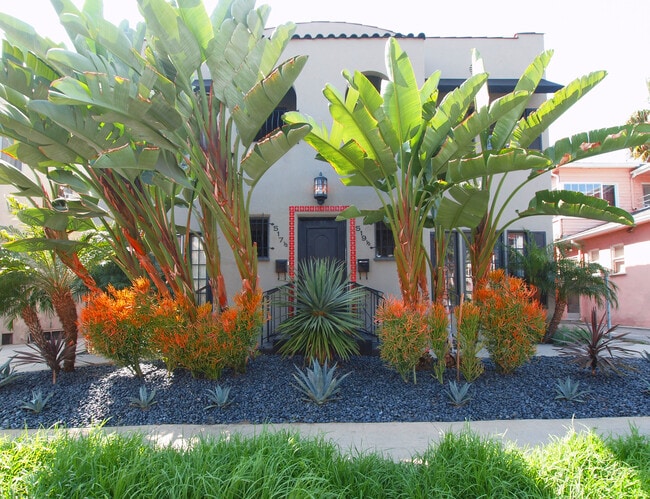 Building Photo - 517 N Spaulding Ave Unit 519