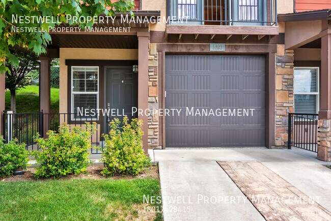 Photo - Gorgeous 2-bed Townhome in Draper