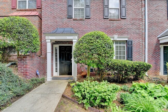 Building Photo - 3426 Town Square Dr NW Rental