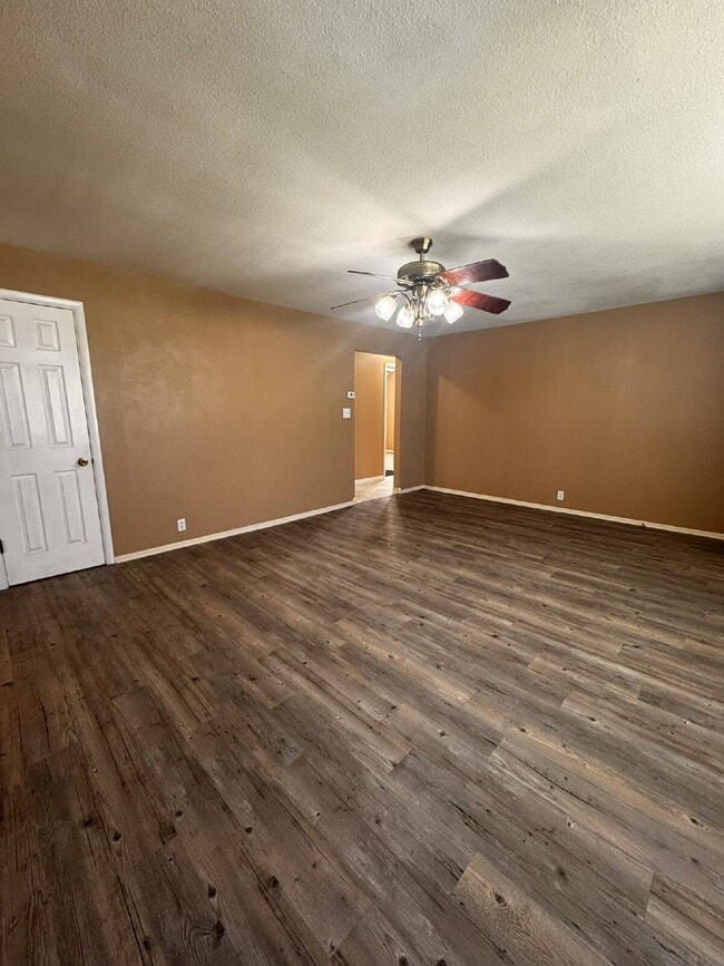 Photo - 3009 W Olive St