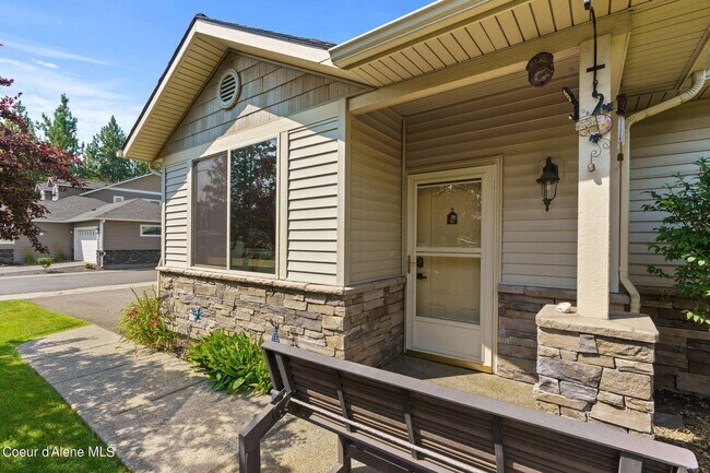 Photo - Gated Black Bay Community condo 3 bed 2.5 ...