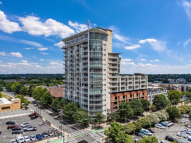 Photo - 505 E 6th St Unidad 1006