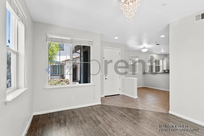 Photo - 168 Caroline Ln