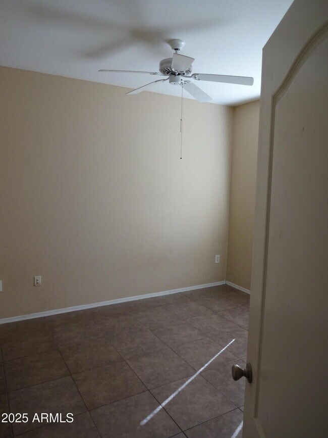 Photo - 2929 W Yorkshire Dr Casa Adosada