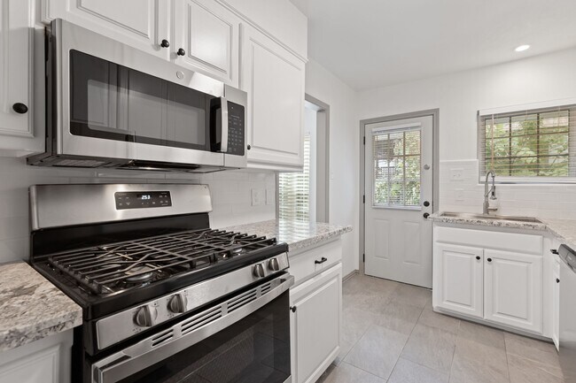 Photo - 4017 Prescott Ave