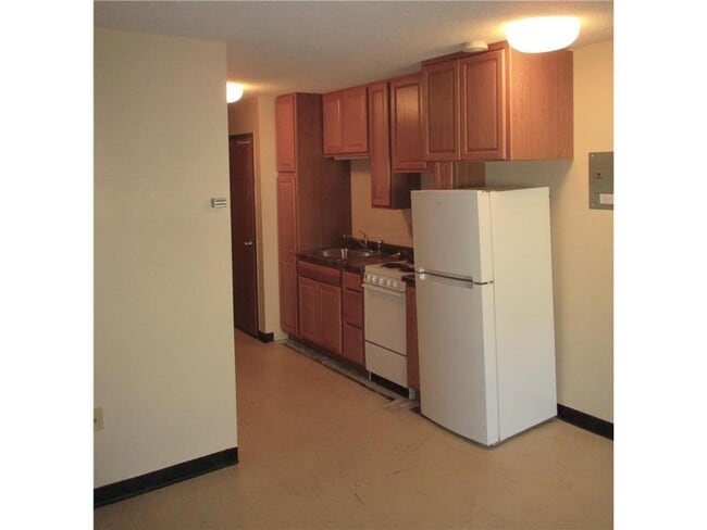 Photo - 200 S 4th St Unidad #1