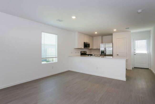 Photo - 1612 Limpkin Dr