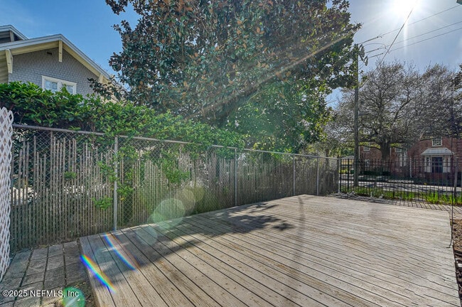Photo - 1661 Aberdeen St