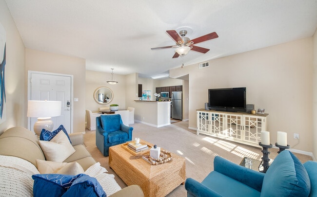 Photo - Colonial Grand at Riverchase Trails Apartamentos