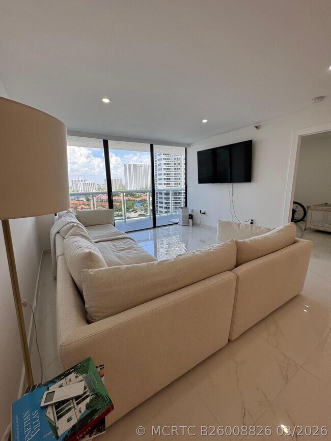Photo - 20515 E Country Club Dr Unit 1442