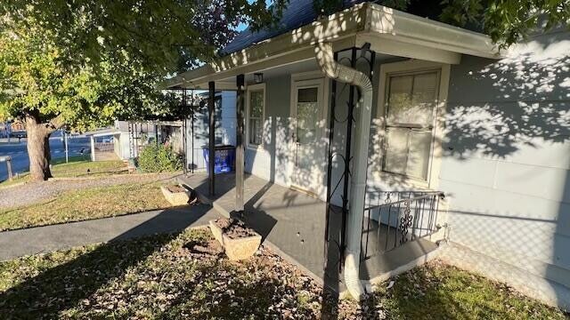 Photo - 141 East St SE