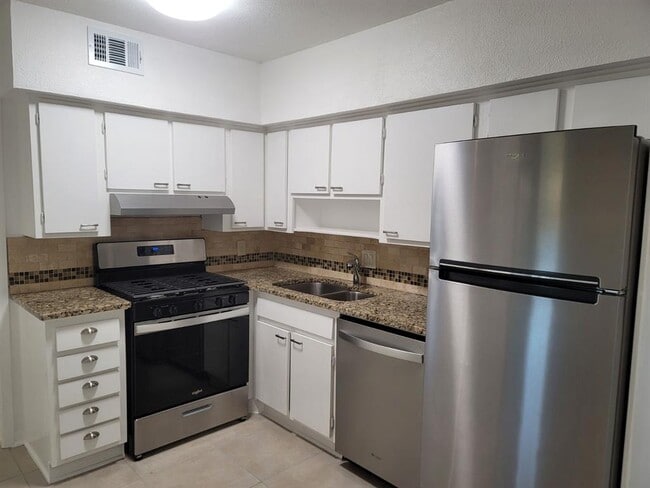 Photo - 2308 Barton Village Cir