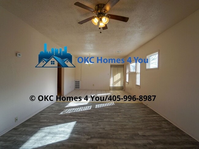 Photo - 2 Bed, 1 Bath Near Plaza & Midtown Areas