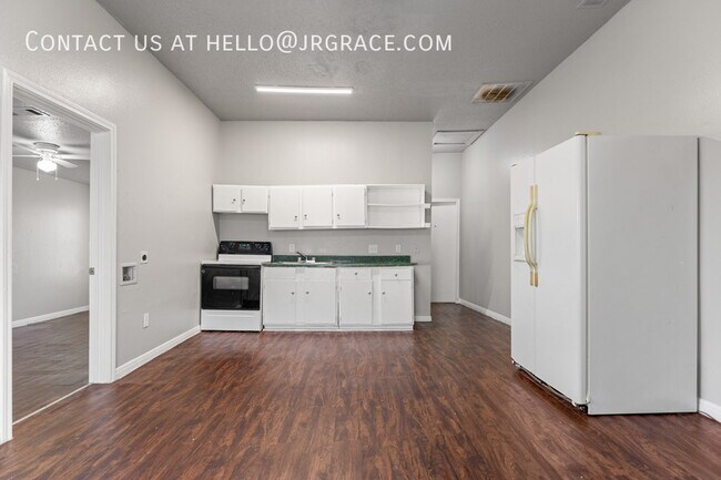 Photo - 1720 Webster Ave