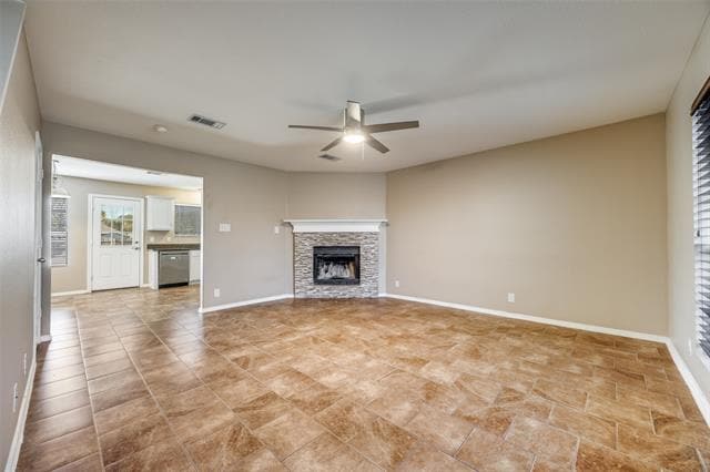 Photo - 900 N Brents Ave