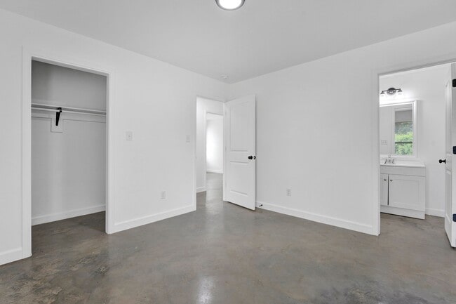 Photo - 1408 Kyle St