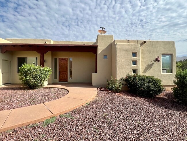 Building Photo - Unfurnished, 1-Year Long-Term Rental
