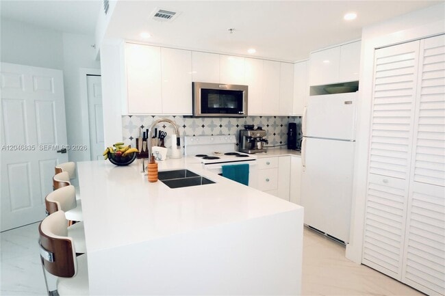Photo - 3410 Coral Wy Unit PH-05