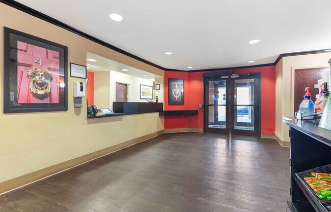 Photo - Furnished Studio-Washington, D.C. - Gaithe...