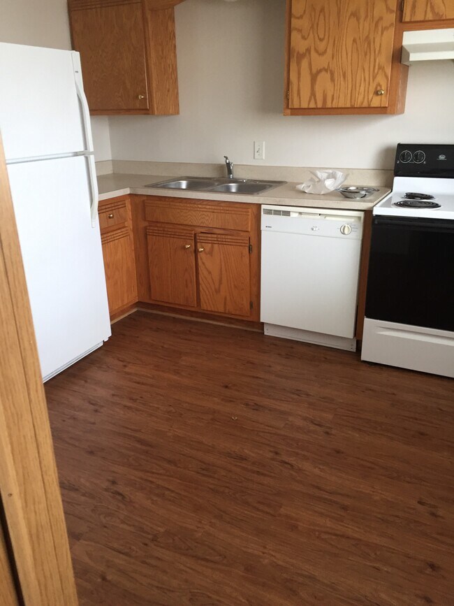 Photo - Guion Street Apts