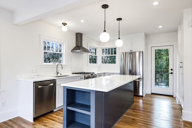 Photo - 4bd/3.25ba Seattle Home