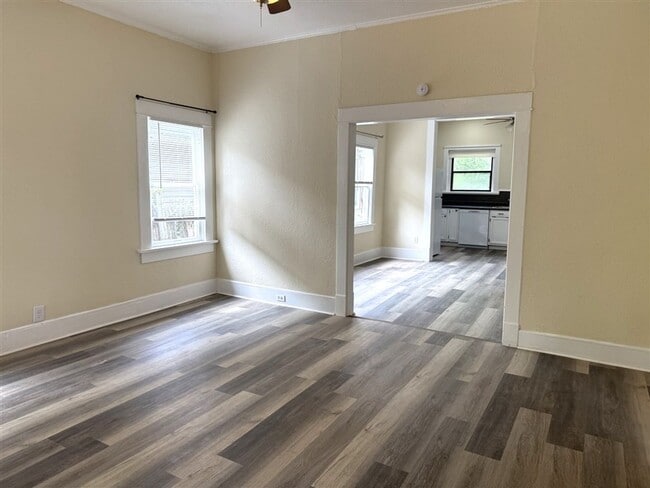 Photo - Beautifully Renovated 2 bedroom, 1 bath Bungalow | Historic Highland area | $900/Month Rent