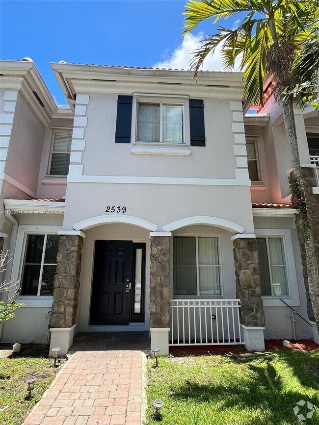 Building Photo - 2539 SW 82nd Ave Rental