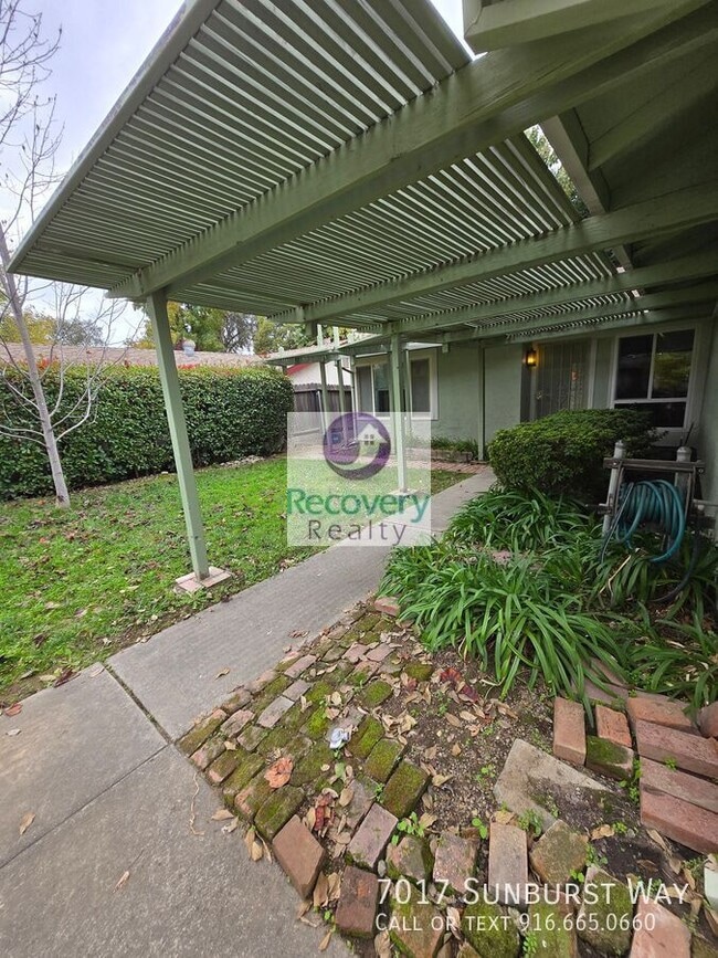 Building Photo - 7017 Sunburst Way