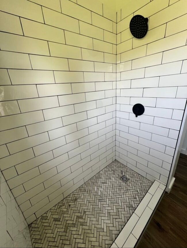 Photo - 114 Raby St