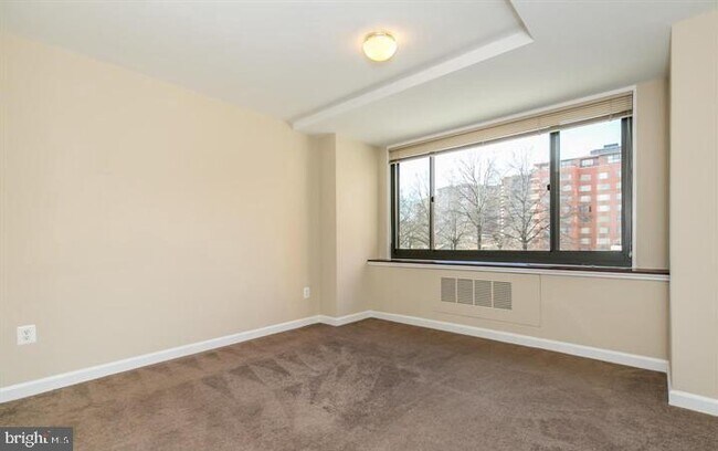 Photo - 1011 Arlington Blvd Unidad 444