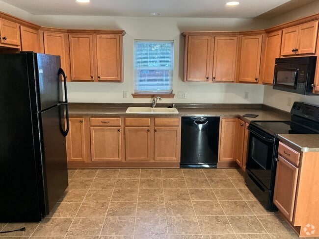 Building Photo - 2160 S 94th St Rental