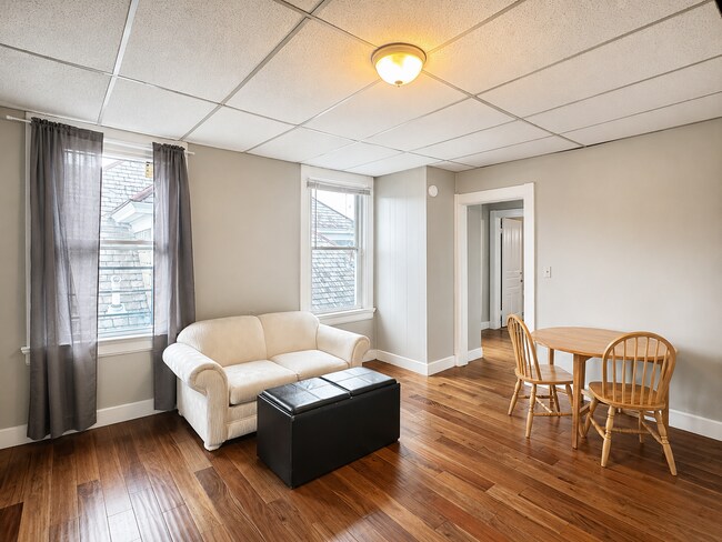 Photo - 2325 Stratford Ave Unidad 3