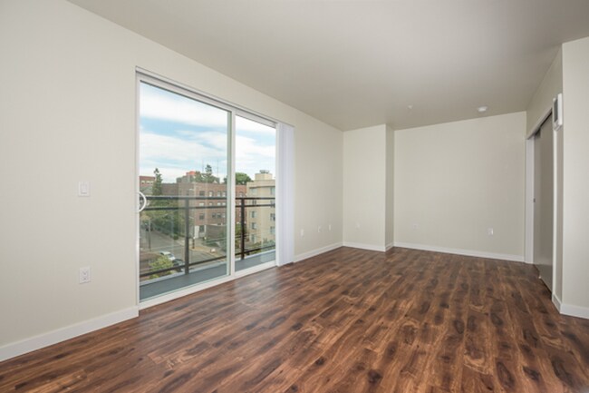 Photo - Stream 403 – Stylish Living in Capitol Hill, Seattle