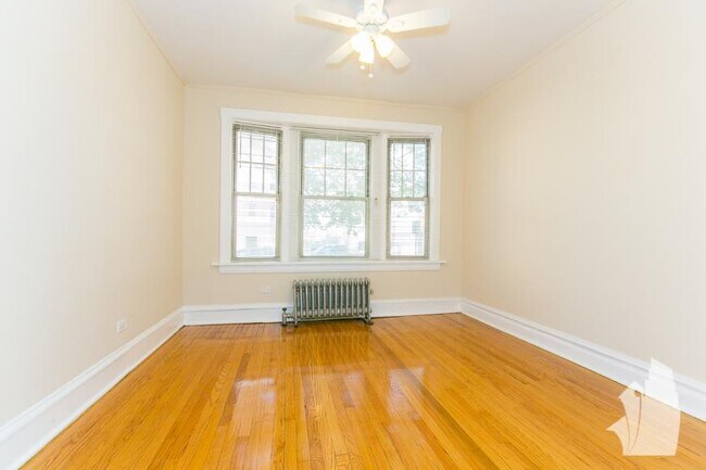 Photo - 2 bedroom in Chicago IL 60613