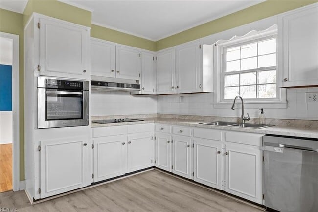 Photo - 5712 Oak Terrace Dr