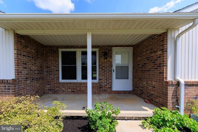 Photo - 13929 Green Mountain Dr