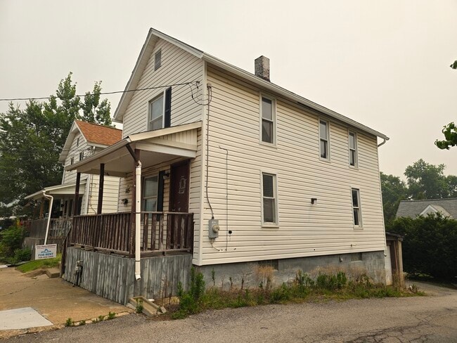 Photo - 115 5th Ave