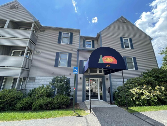 147 Eastern Ave Unit 104
