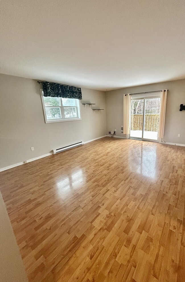 Photo - 42 Waterford Heights N