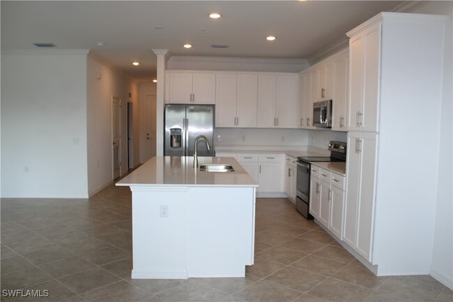 Building Photo - 6034 National Blvd Unit 545 Rental