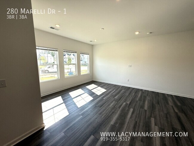 Photo - 280 Marelli Dr