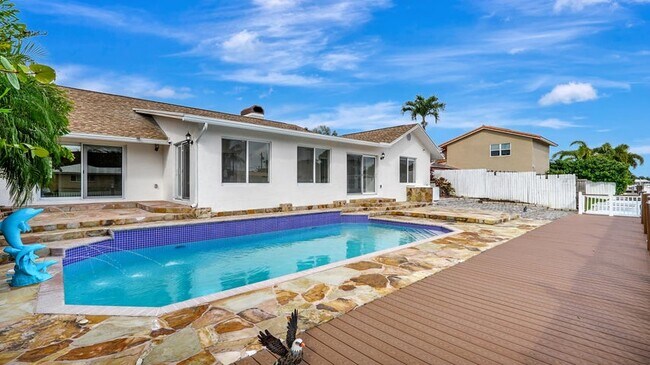 Photo - 1412 NE 53rd Ct