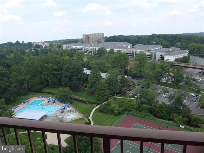 Photo - 10101 Grosvenor Pl Unit 1212